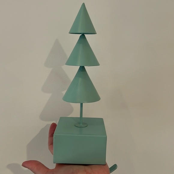 Gorgeous! Super Heavy “West Elm” Mint Green Tree Stocking Holder! - Picture 10 of 16